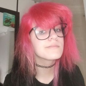 Meet your Posher, Luna